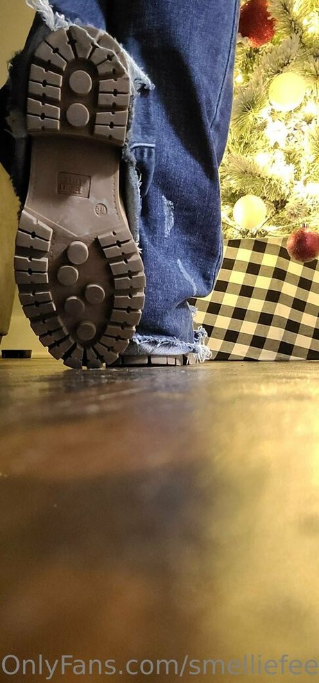 smelliefeetsweetie hd actress images