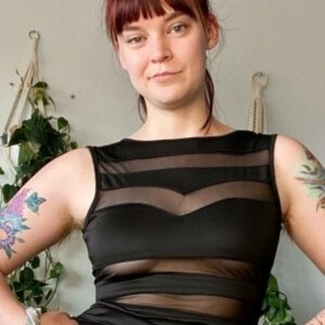 LivsSecretLife model perfect photos