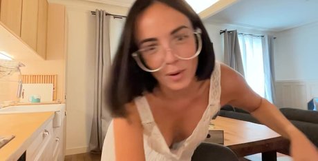Agathe Auproux star high quality pic