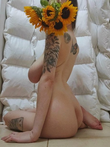 Yasmin avrahami star hot images