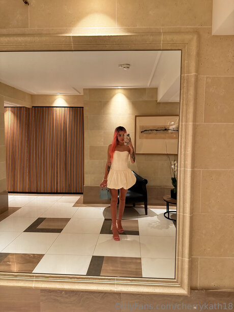 cherrykath18 erotic actress pic