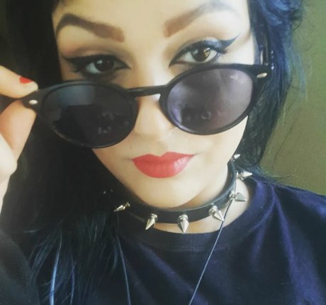 ellens streets perfect model pics