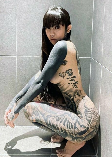tattedpench pornstar erotic photos