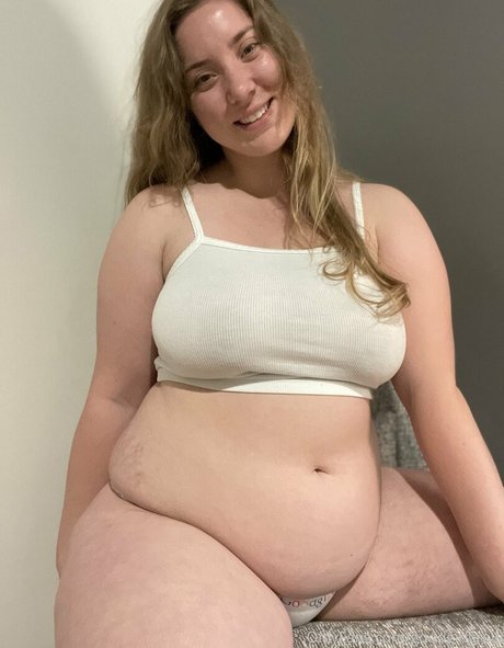 blonde shemale onlyfans nudes images