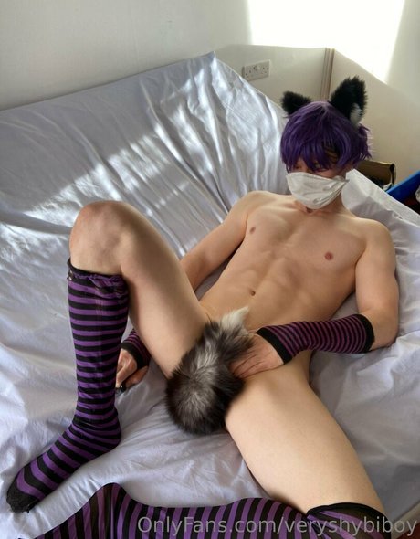 veryshybiboy hot star pics