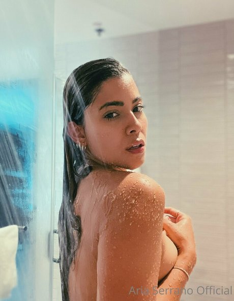 ariaserrano model exclusive photo