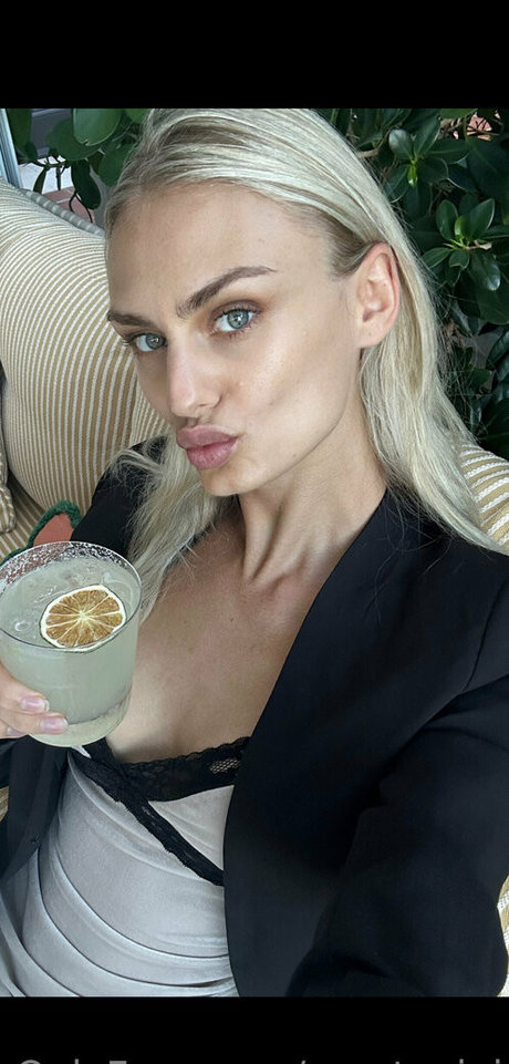 gigixgossiptalk pornographic model images