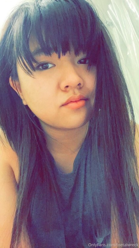 toetalwreck high quality actress images