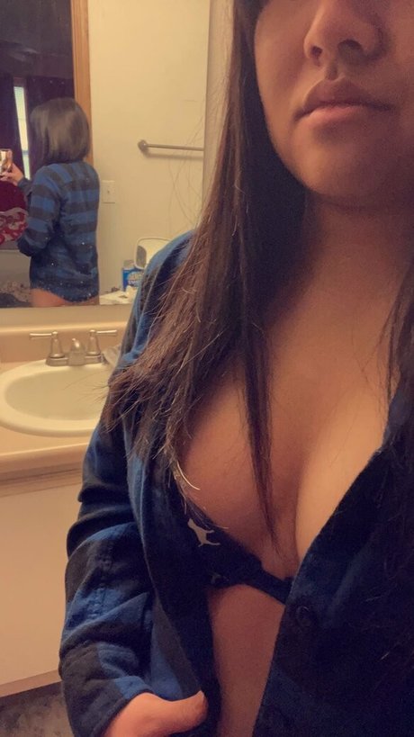 toetalwreck star sexy galleries