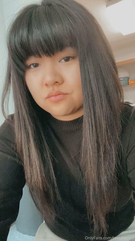 toetalwreck star porn photos