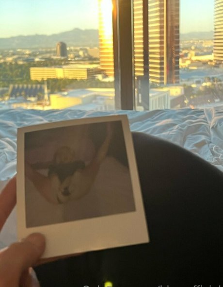 outdoor nude onlyfans top images