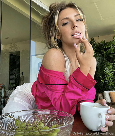 bhvnofficial hot star pic