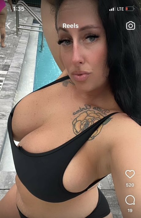 sexy mom onlyfans naked pics