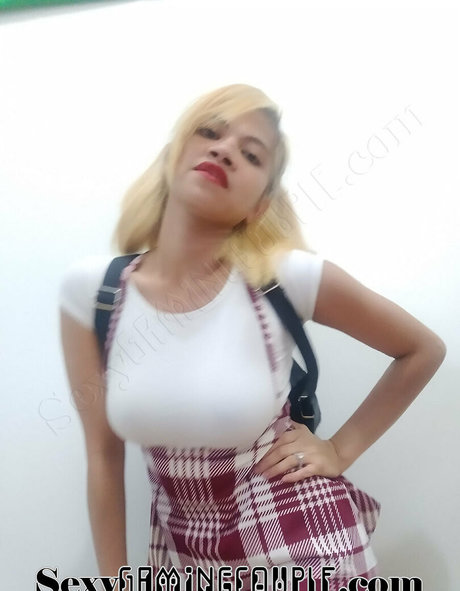 sexygamingcouple erotic actress photos