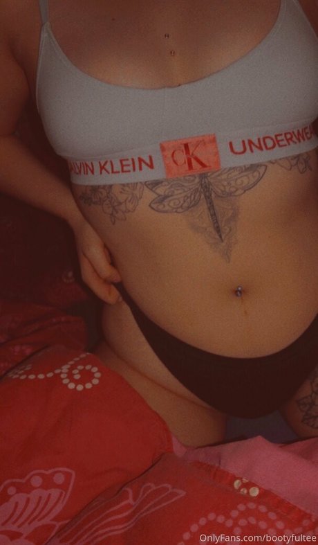 bootyfultee erotic model pics