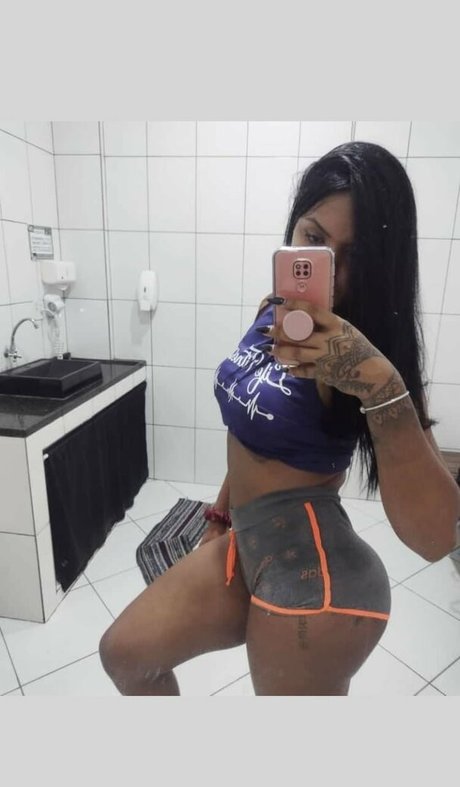 Julia Lima sexy star images