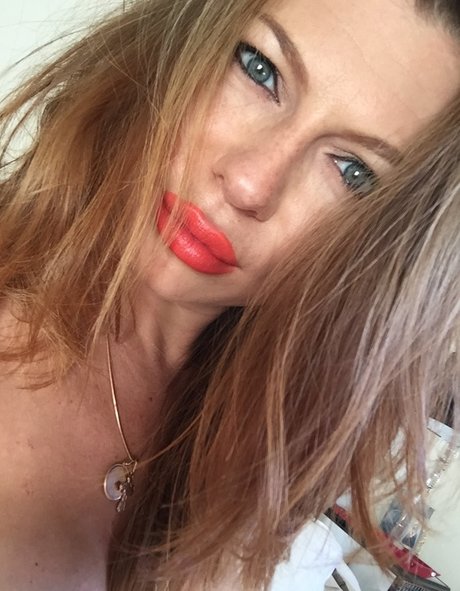 Marina Orlova adult model pic