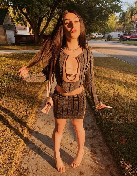 curvy muscle onlyfans free archive