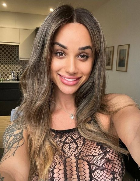 lunabarbiedoll hd model images