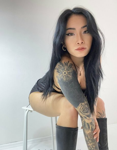 reallingxiaoyuuu model adult photo