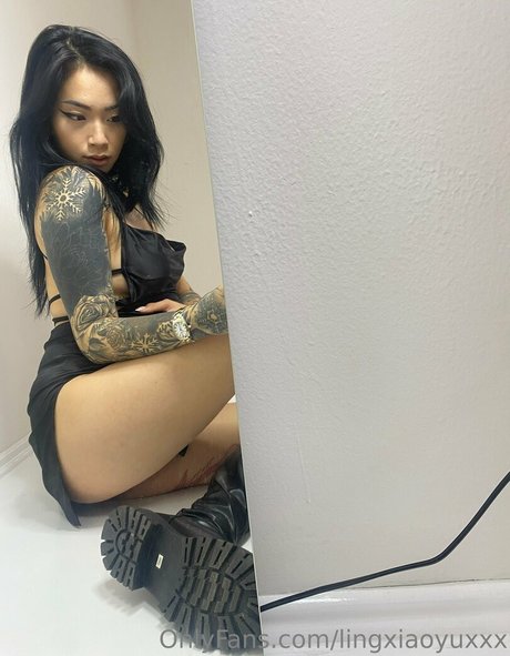 teen asian onlyfans sexy images