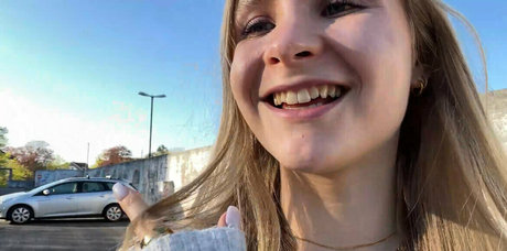 gini frech high quality model img