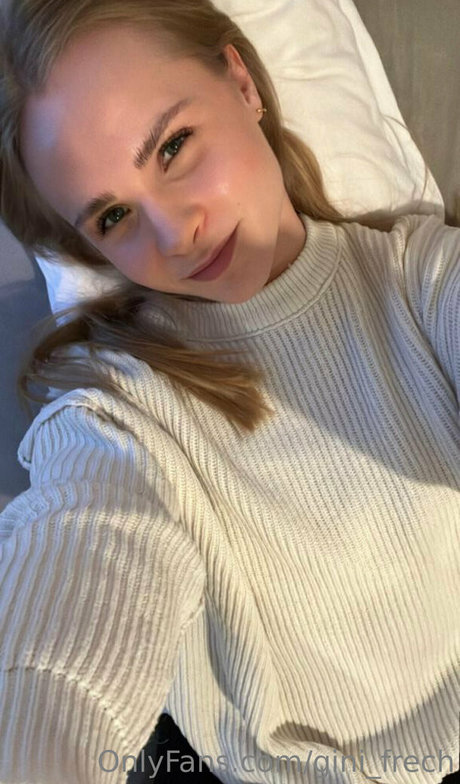 gini frech naked star img