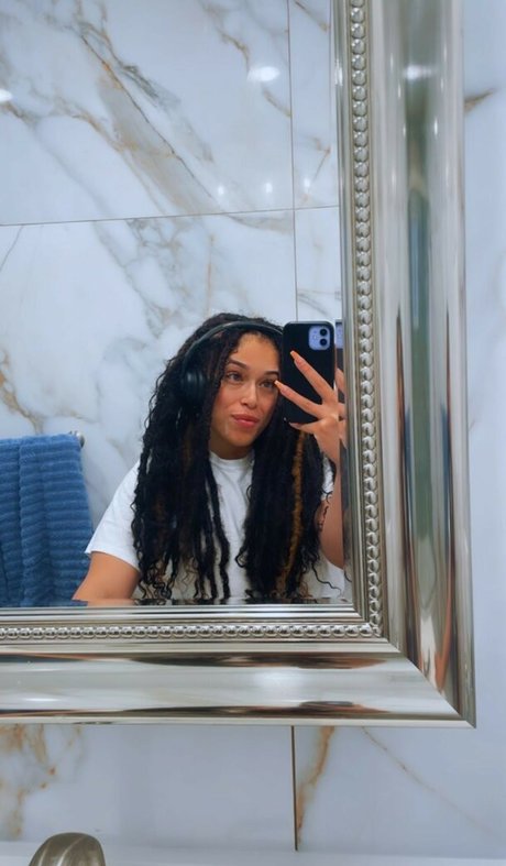 safiyaswrld art pornstar galleries