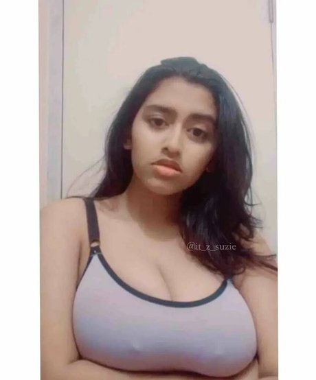 Sanjana Saba erotic pornstar pictures