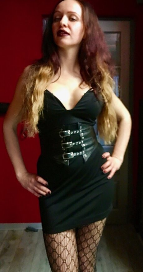 mistresslfatale pornstar erotic pic