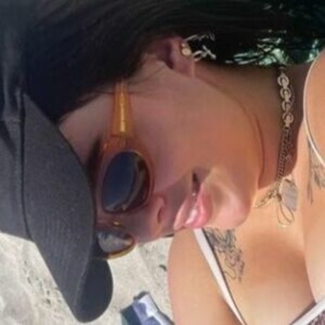 Benee best pornstar pictures