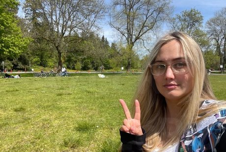 Naomi Kyle star pretty photo