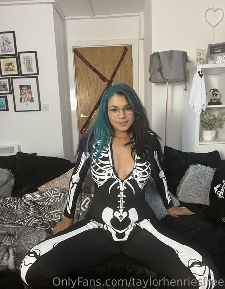 taylorhenriesfree sex pornstar archive