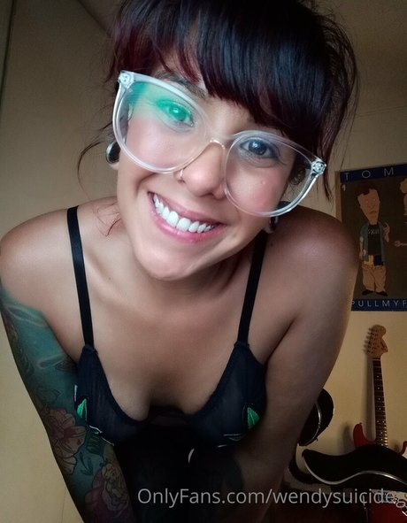 wendysuicideg hd pornstar photos