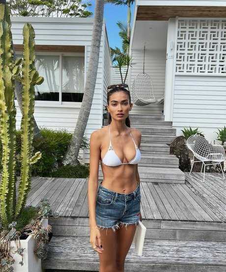 Kelly Gale pornstar naked images