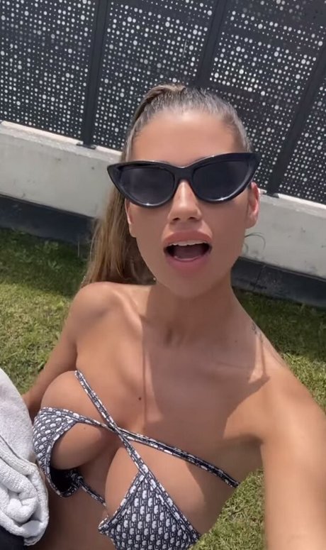 Jennifer Baldini naked model gallery