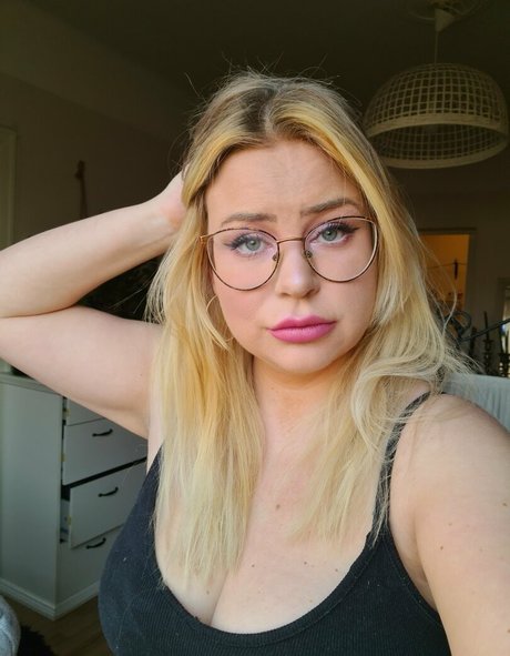 big tits mom onlyfans porno gallery