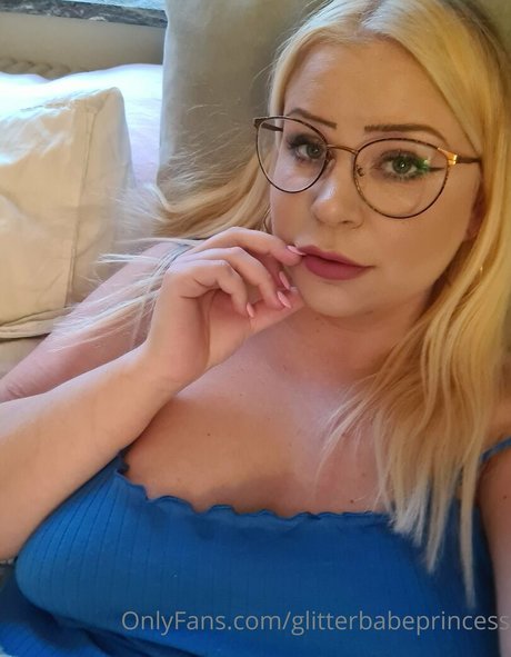 glitterbabeprincess beautiful model picture