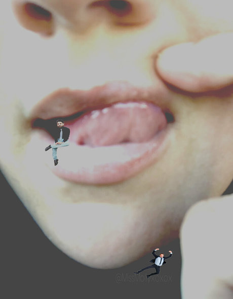 begformolly naked actress pics