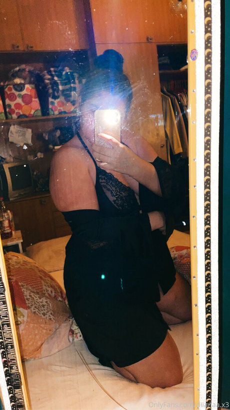 diianaa x3 nude model img