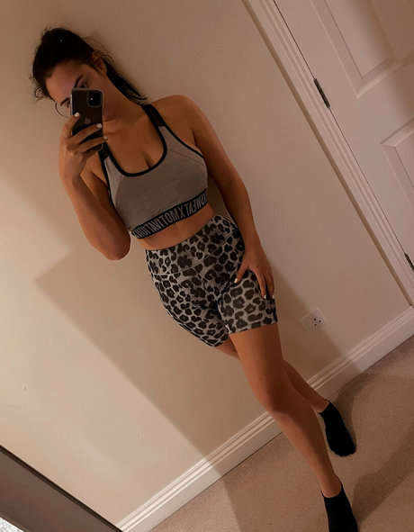 asian brunette onlyfans art nude gallery