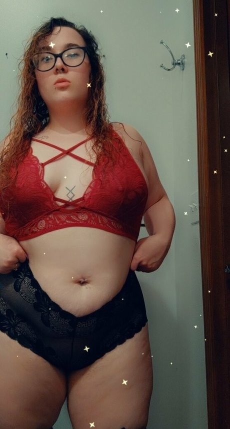 iris nikole adult model img