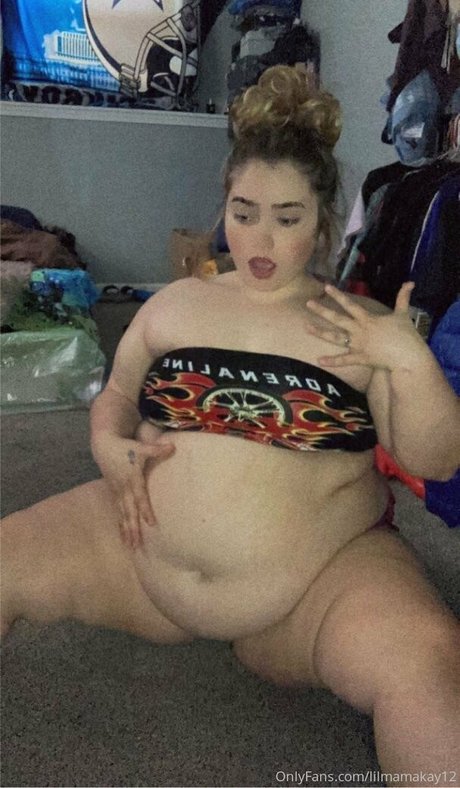 lilmamakay12 pornstar erotic gallery