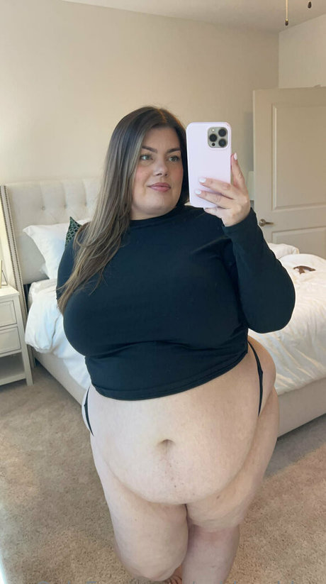 ssbbwchloe hot actress image