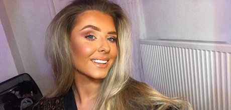 Morgan B pornstar naked photos