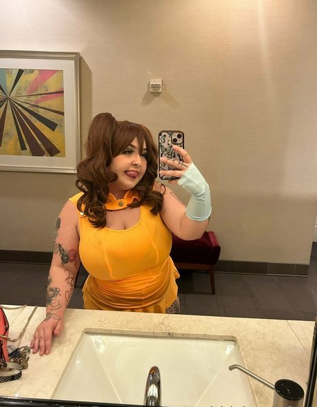 tattedthicknessfree model naked photo