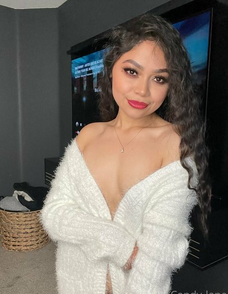 lesbian anal strapon onlyfans art nude pictures