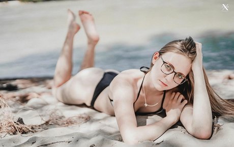 ich tina nudes actress galleries