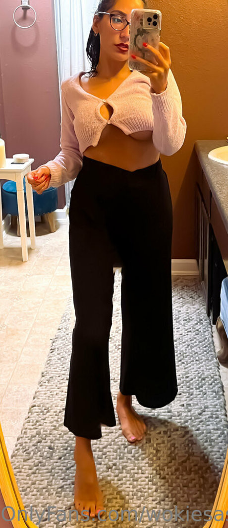 teen tits onlyfans nudes images