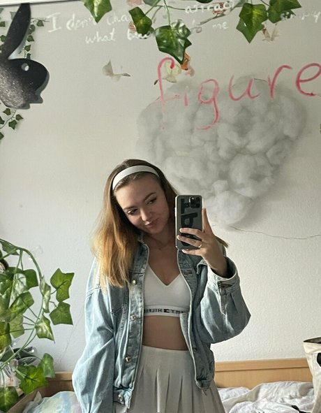 emilyxxoxo star xxx img